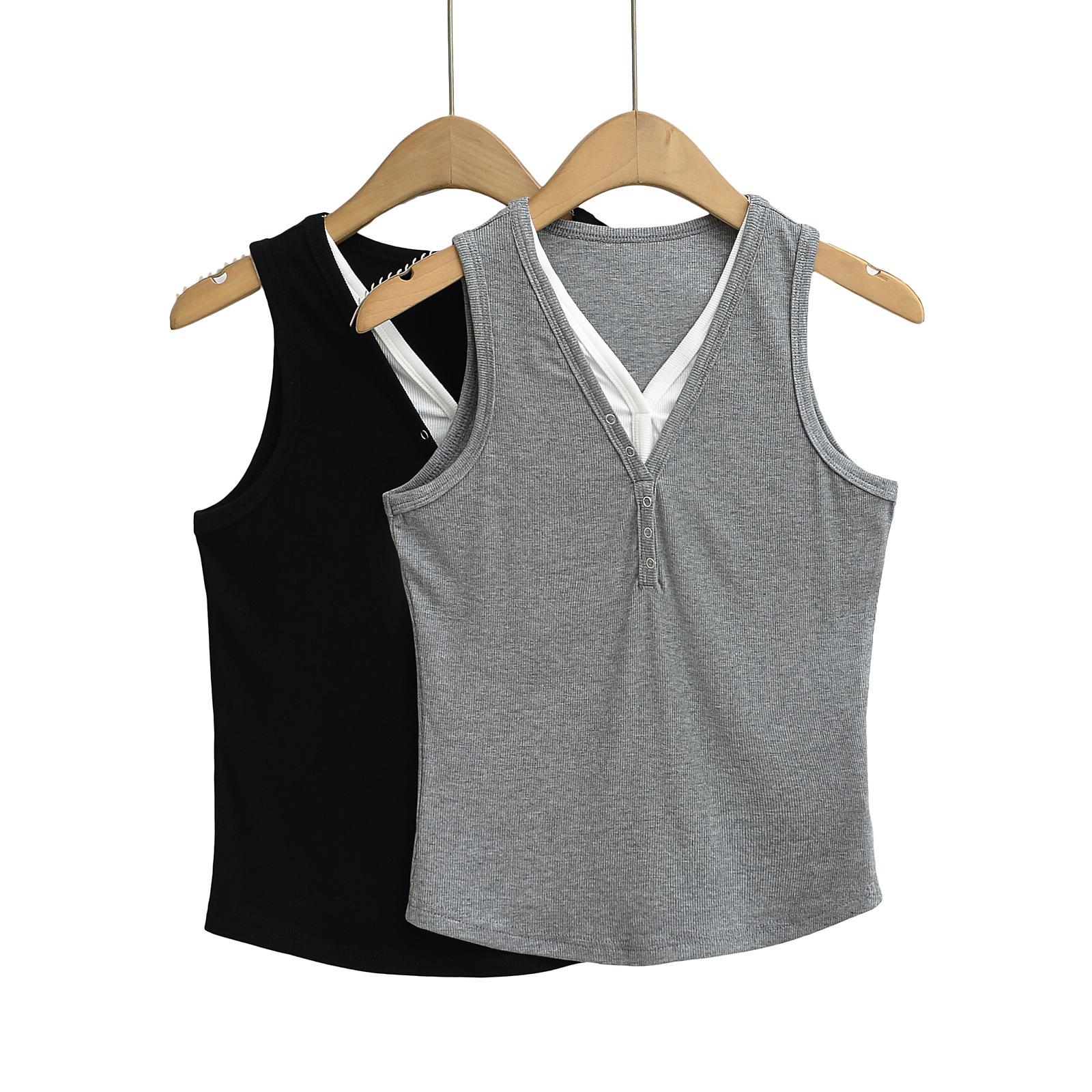 Spring/Summer Old Money Colorblock Knit Vest - Deep V-Neck, Slim Fit, Sleeveless Top Medium серый
Spring/Summer Old Money Colorblock Knit Vest - Deep V-Neck, Slim Fit, Sleeveless Top Medium серый