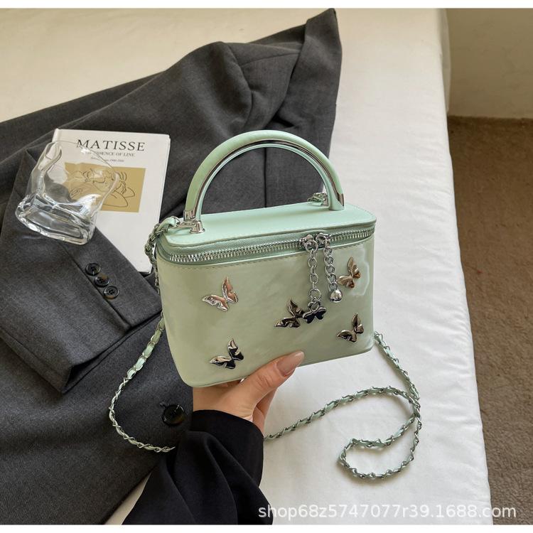 Popular butterfly handbag 2025 new fashion box bag niche versatile shoulder bag foreign style messenger bag зелёный
Popular butterfly handbag 2025 new fashion box bag niche versatile shoulder bag foreign style messenger bag зелёный