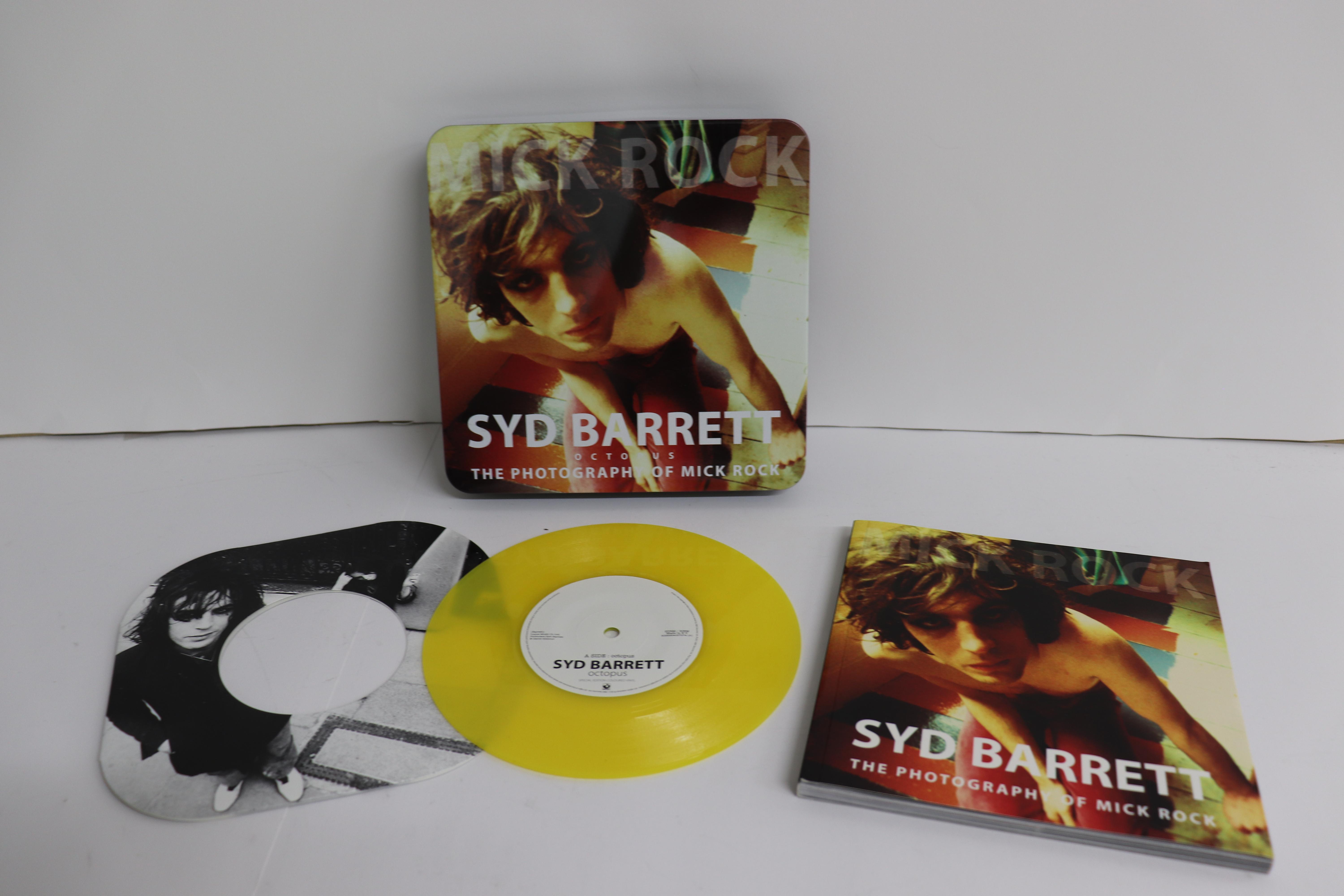 7inch Record SYD BARRETT MICK ROCK Syd Barrett The Photography Of Mic 5099964037974 EMI 2011 US Rock Used
7inch Record SYD BARRETT MICK ROCK Syd Barrett The Photography Of Mic 5099964037974 EMI 2011 US Rock Used