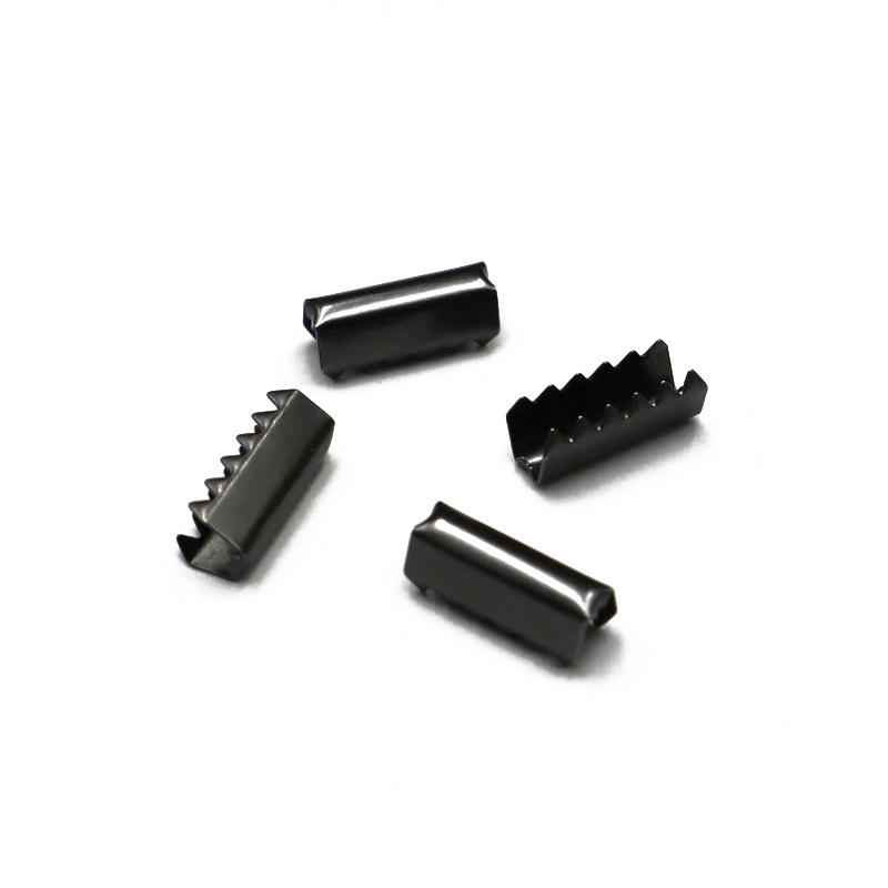 Black Metal Rope Clip Snap Button Buckle for Apparel and Luggage Accessories 3.2*12MM, 100 pcs for 4 yuan
Black Metal Rope Clip Snap Button Buckle for Apparel and Luggage Accessories 3.2*12MM, 100 pcs for 4 yuan