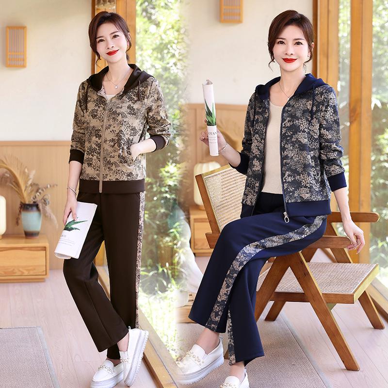Spring 2025 Floral Hooded Jacket & Pants Set for Middle-Aged and Elderly Women 5XL (145-155 jin)
Spring 2025 Floral Hooded Jacket & Pants Set for Middle-Aged and Elderly Women 5XL (145-155 jin)