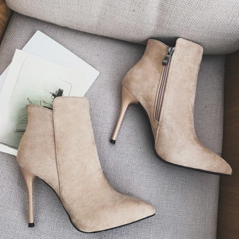 Модные ботильоны на высоком каблуке Женские осенне-зимние новые замшевые ботильоны с острым носком и тонким каблуком 37
Модные ботильоны на высоком каблуке Женские осенне-зимние новые замшевые ботильоны с острым носком и тонким каблуком 37