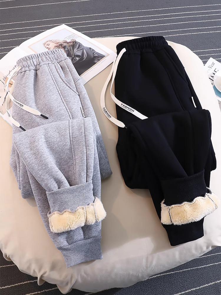 Women s Lambswool Casual Joggers - Autumn/Winter 2024: Loose, Cuffed, Fleece-Lined Cotton for Warmth XXL
Women s Lambswool Casual Joggers - Autumn/Winter 2024: Loose, Cuffed, Fleece-Lined Cotton for Warmth XXL