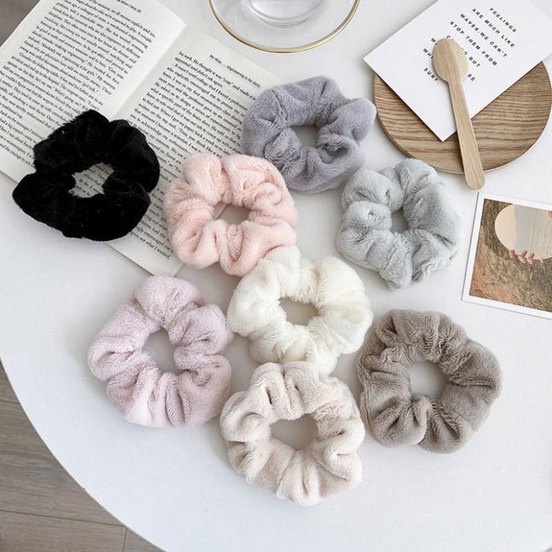 New Winter Soft Hair Scrunchies Furry Elastic Hair Band Women Girls Ponytail Holder Hair Rubber Band Hair Ties Hair Accessories
New Winter Soft Hair Scrunchies Furry Elastic Hair Band Women Girls Ponytail Holder Hair Rubber Band Hair Ties Hair Accessories