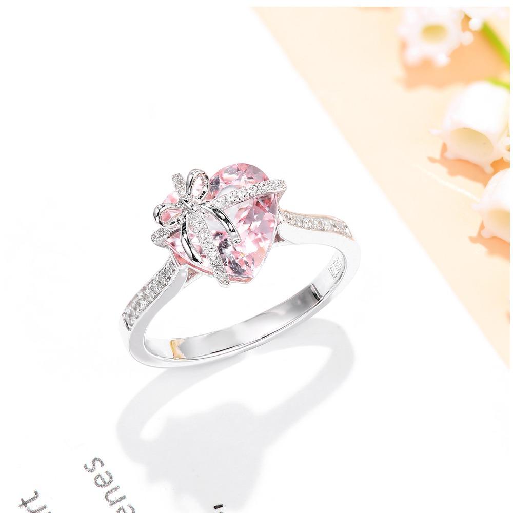 Sparkling Pink Morganite Heart Ring with High Carbon Diamond Elegant Bow Design for Women adjustable
Sparkling Pink Morganite Heart Ring with High Carbon Diamond Elegant Bow Design for Women adjustable