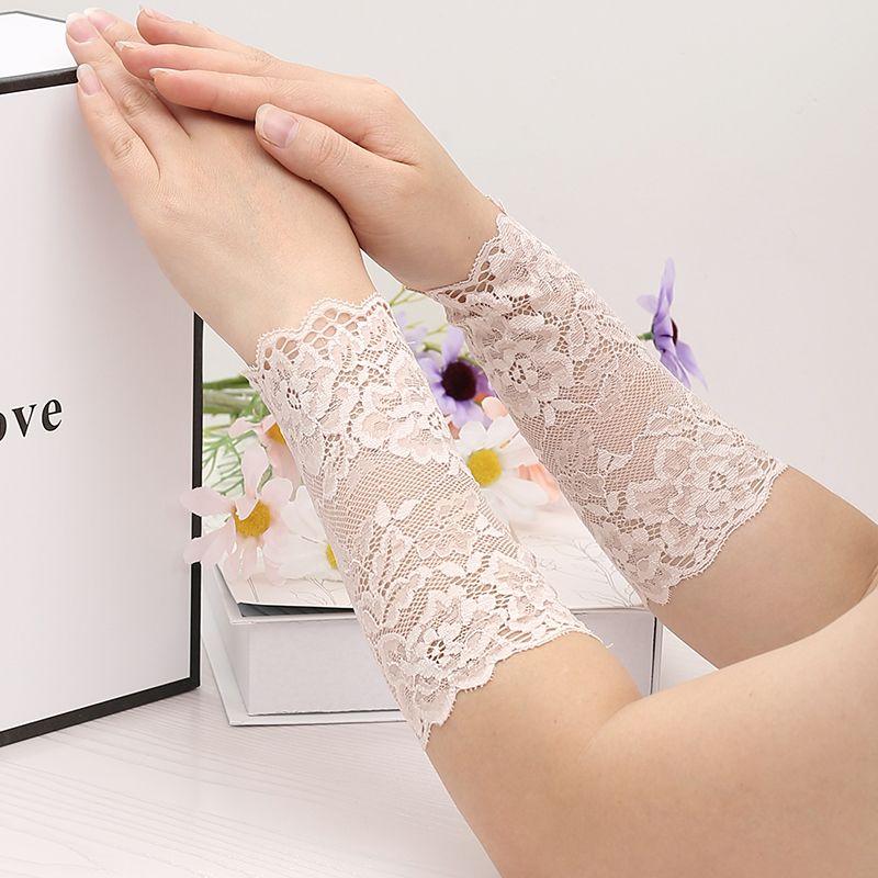 Lace Wrist Guard Female Scar Cover up Tattoo Ice Silk Arm Oversleeve Sun Protection Summer Thin Short Oversleeve Breathable Skin color 16cm One size
Lace Wrist Guard Female Scar Cover up Tattoo Ice Silk Arm Oversleeve Sun Protection Summer Thin Short Oversleeve Breathable Skin color 16cm One size