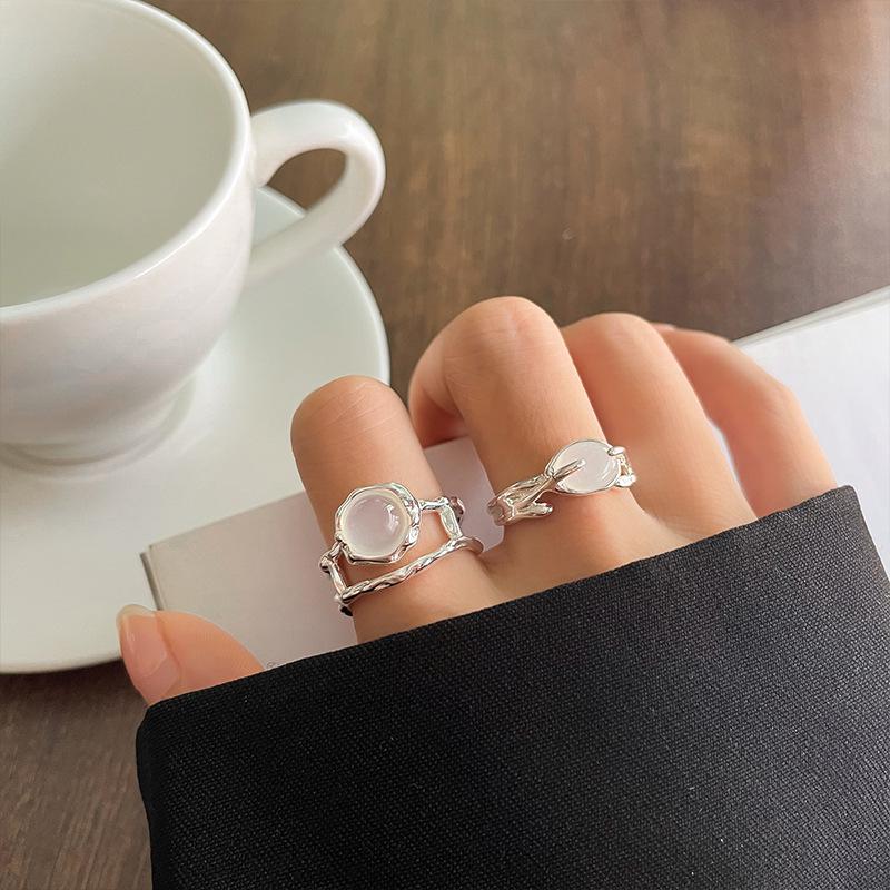 Lan Zhi High-End Moonstone Silver Ring for Women - Ins Style, Non-Fading 925 Sterling Silver Jewelry. Adjustable Opening
Lan Zhi High-End Moonstone Silver Ring for Women - Ins Style, Non-Fading 925 Sterling Silver Jewelry. Adjustable Opening