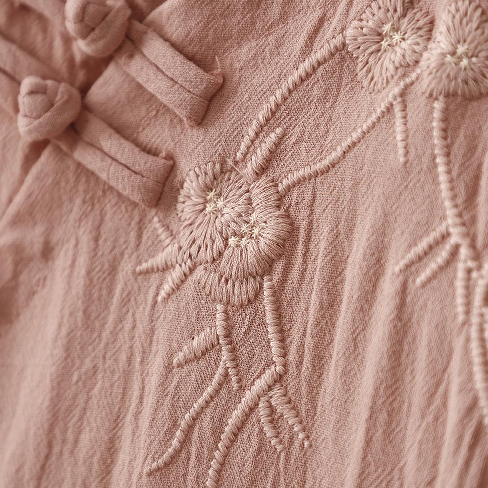 2025 summer new side open placket buckle improved cheongsam dress women s loose and thin solid color round neck short-sleeved dress 2XL
2025 summer new side open placket buckle improved cheongsam dress women s loose and thin solid color round neck short-sleeved dress 2XL