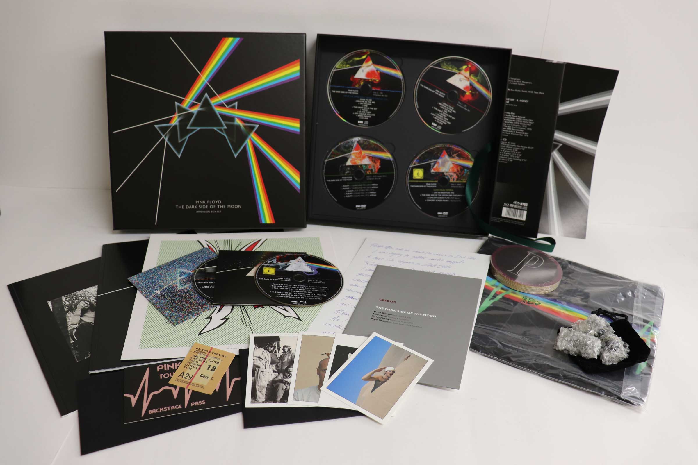 CD PINK FLOYD - Dark Side Of The Moon Immersion Box TOCP7116567 EMI 2011 Япония Рок Б/У
CD PINK FLOYD - Dark Side Of The Moon Immersion Box TOCP7116567 EMI 2011 Япония Рок Б/У