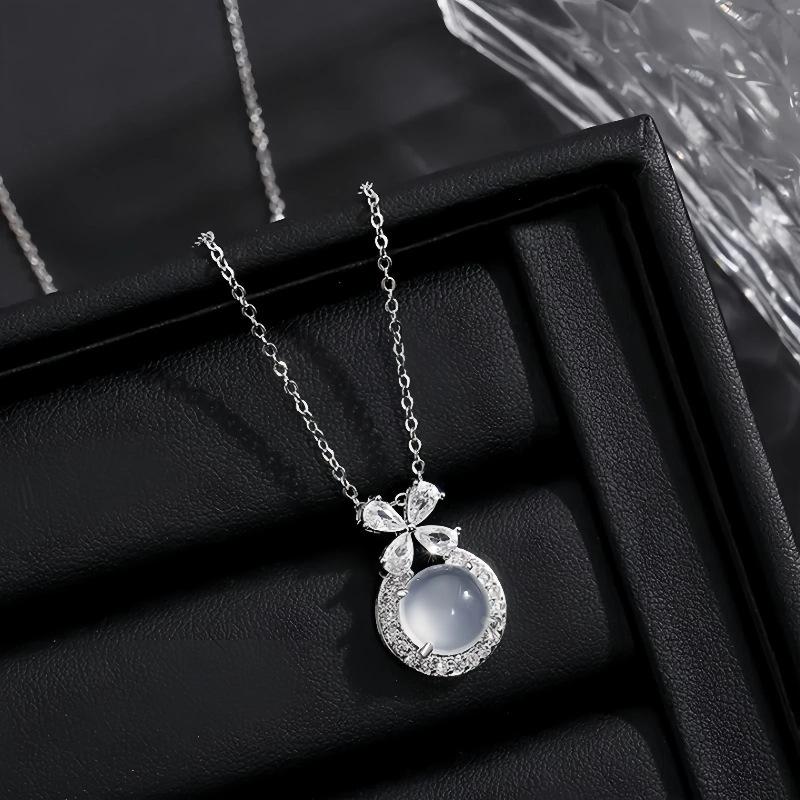 S925 pure silver princess necklace, ladies ice transparent jade pendant necklace, bow, light luxury high feeling collarbone chain, jewelry gift 925 silver платиновый
S925 pure silver princess necklace, ladies ice transparent jade pendant necklace, bow, light luxury high feeling collarbone chain, jewelry gift 925 silver платиновый