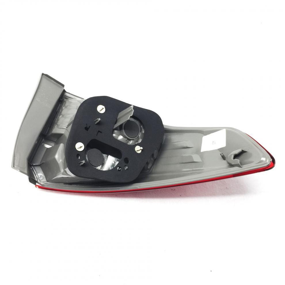 Rear Tail/Brake/Reversing Light Assembly for 2015-2017 Fengfan Models Premium Outer Lamp, Passenger s Right Side
Rear Tail/Brake/Reversing Light Assembly for 2015-2017 Fengfan Models Premium Outer Lamp, Passenger s Right Side