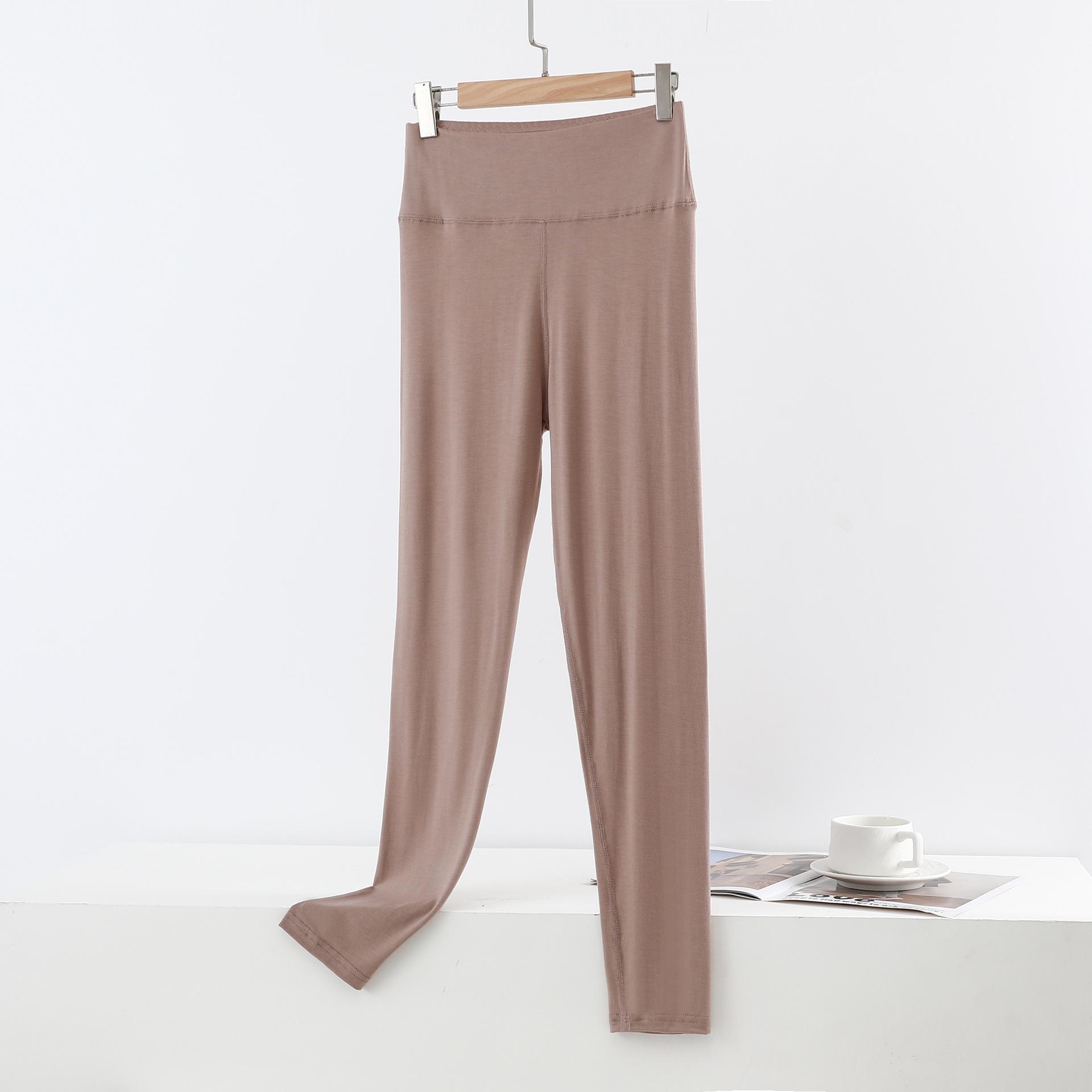 Women s High-Waisted Modal Leggings - Slimming, Skin-friendly, Plus Size, Form-fitting Pants for Spring and Autumn. L
Women s High-Waisted Modal Leggings - Slimming, Skin-friendly, Plus Size, Form-fitting Pants for Spring and Autumn. L