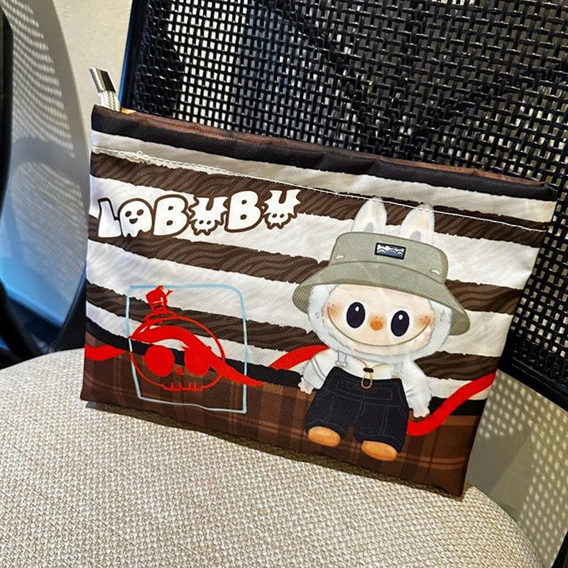 Cartoon Anime Cute Labubu Cosmetic Bags Handbag Large Capacity Makeup Bag Portable Storage Bag Pencil Case Girly Sweet Gifts
Cartoon Anime Cute Labubu Cosmetic Bags Handbag Large Capacity Makeup Bag Portable Storage Bag Pencil Case Girly Sweet Gifts
