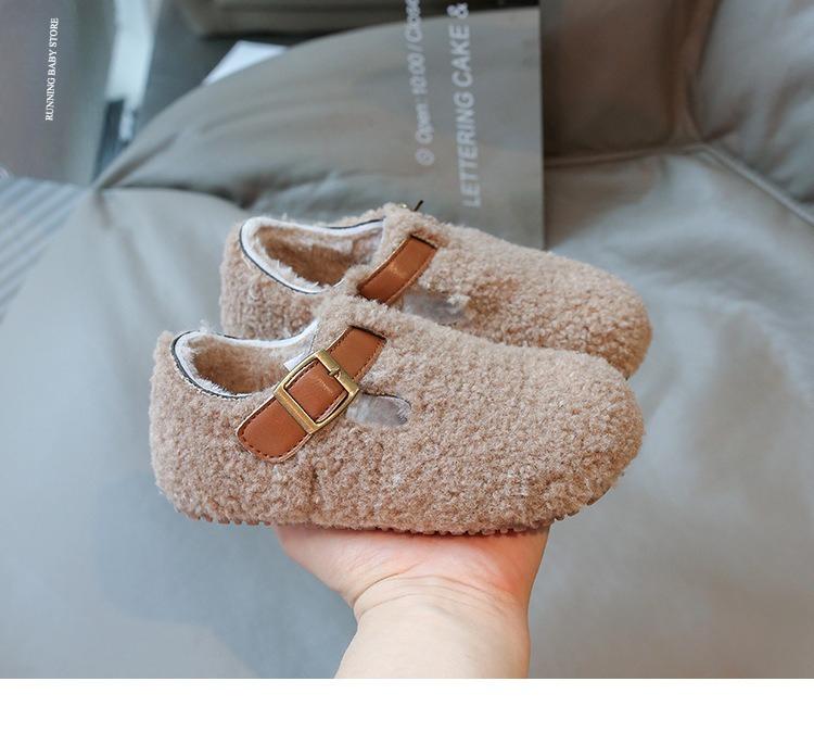 Children Loafers Casual Shoes Boat Shoes Girls Sneakers New Winter Fashion Shallow Furry Shoes Girl Slip on Footwear I09195 21 коричневый
Children Loafers Casual Shoes Boat Shoes Girls Sneakers New Winter Fashion Shallow Furry Shoes Girl Slip on Footwear I09195 21 коричневый