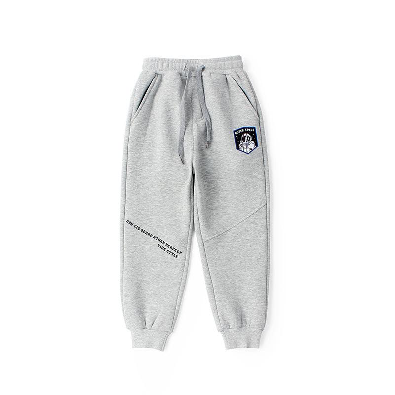 Теплые зимние брюки для мальчиков в корейском стиле с флисовой подкладкой и вышитыми деталями 120cm цветочный/серый
Теплые зимние брюки для мальчиков в корейском стиле с флисовой подкладкой и вышитыми деталями 120cm цветочный/серый