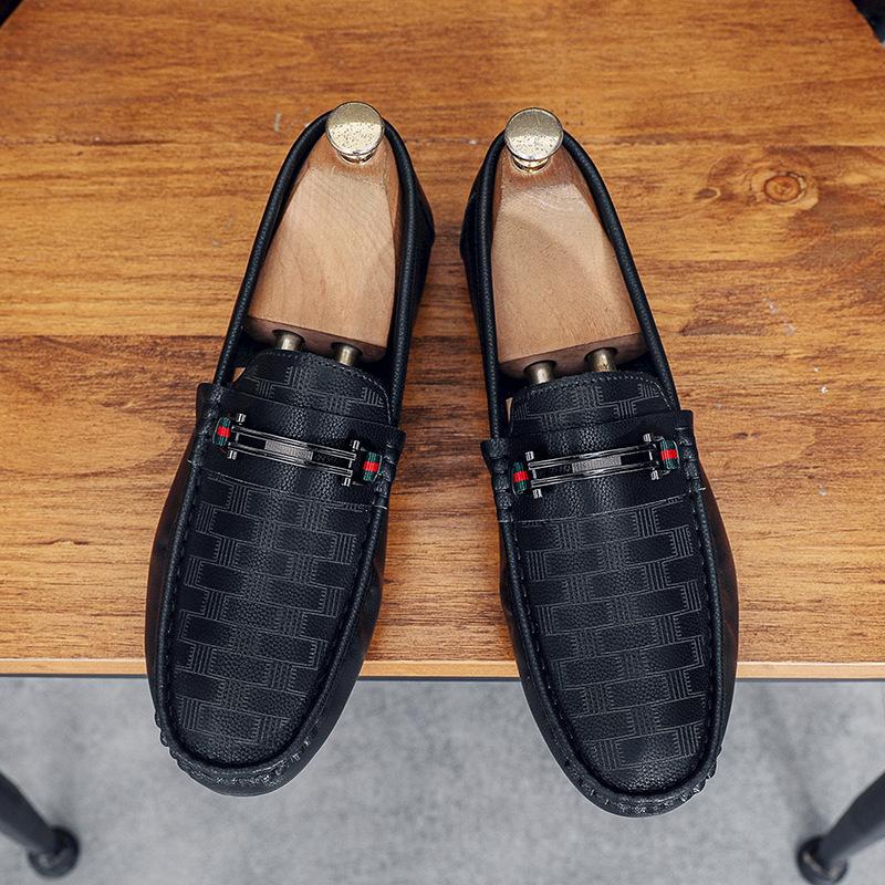 Men s shoes summer new men s Doudou shoes versatile casual business men s shoes one-pedal loafers leather shoes men 39
Men s shoes summer new men s Doudou shoes versatile casual business men s shoes one-pedal loafers leather shoes men 39
