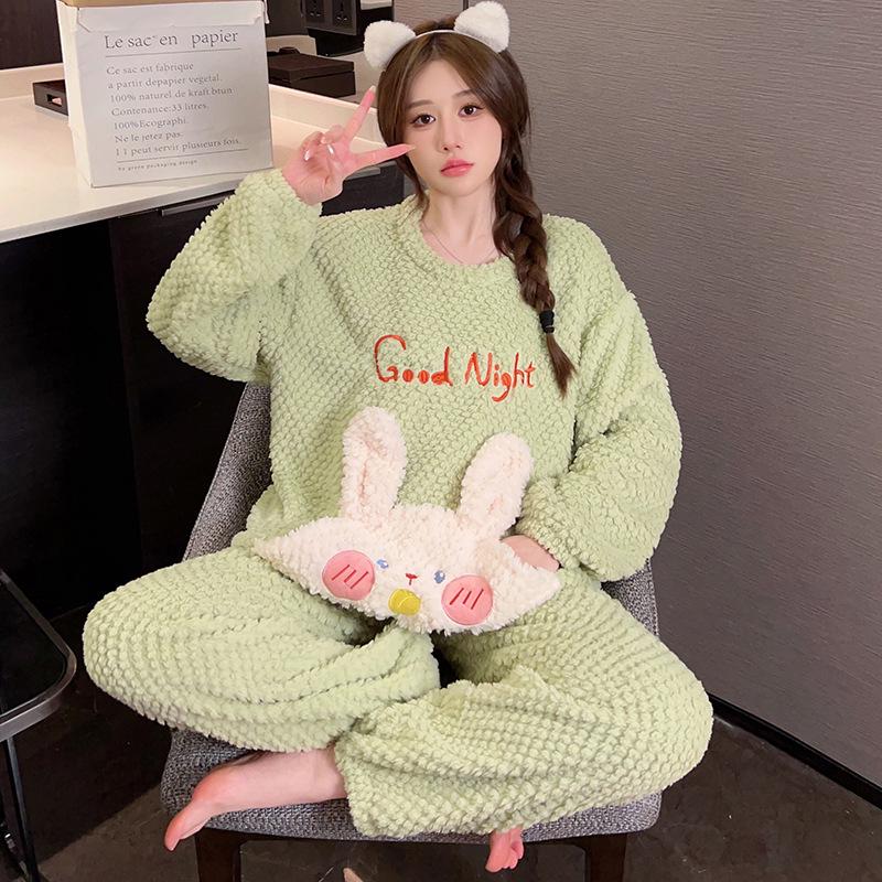 Пижама большого размера с милым рисунком из розового бархата для женщин - теплая домашняя одежда на осень/зиму, подходит для людей весом до 200 фунтов XL
Пижама большого размера с милым рисунком из розового бархата для женщин - теплая домашняя одежда на осень/зиму, подходит для людей весом до 200 фунтов XL