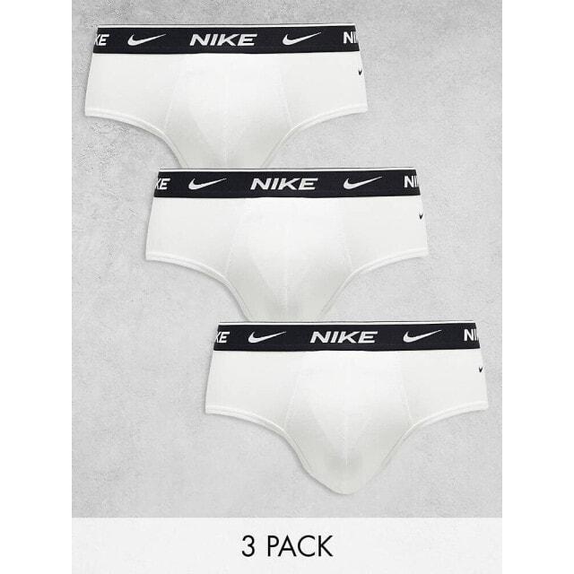 Набор из трех хлопковых трусов Nike Dri-Fit белого цвета 
Набор из трех хлопковых трусов Nike Dri-Fit белого цвета