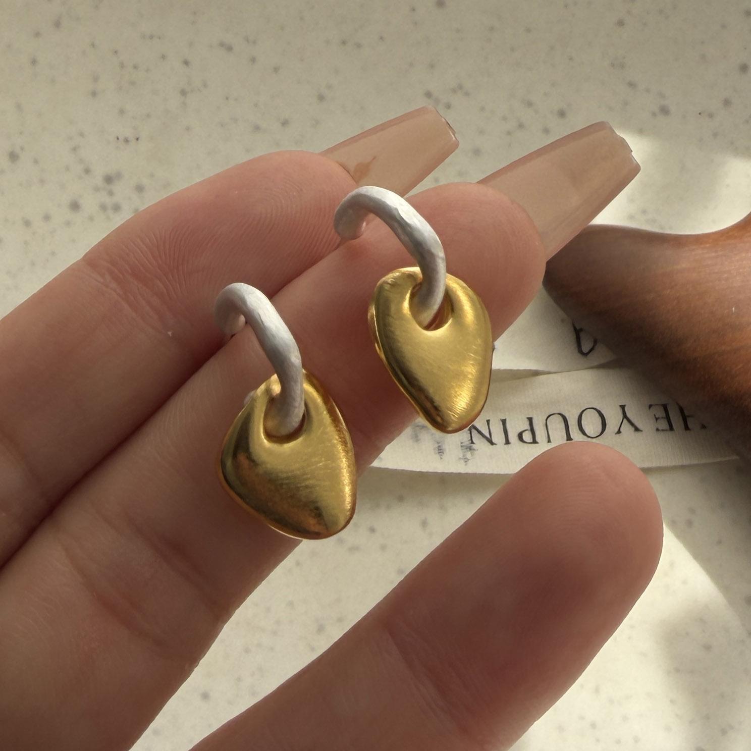925 Sterling Silver Earrings For Women Trendy Big Simple Gold Sparckling Earring Jewelry Prevent Allergy Party Accessories Gift
925 Sterling Silver Earrings For Women Trendy Big Simple Gold Sparckling Earring Jewelry Prevent Allergy Party Accessories Gift
