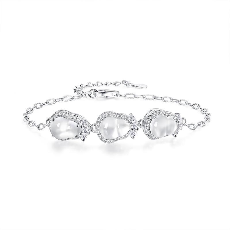 Natural water foam jade gourd design bracelet women s S925 sterling silver inlaid high-end niche temperament simple 925 silver
Natural water foam jade gourd design bracelet women s S925 sterling silver inlaid high-end niche temperament simple 925 silver