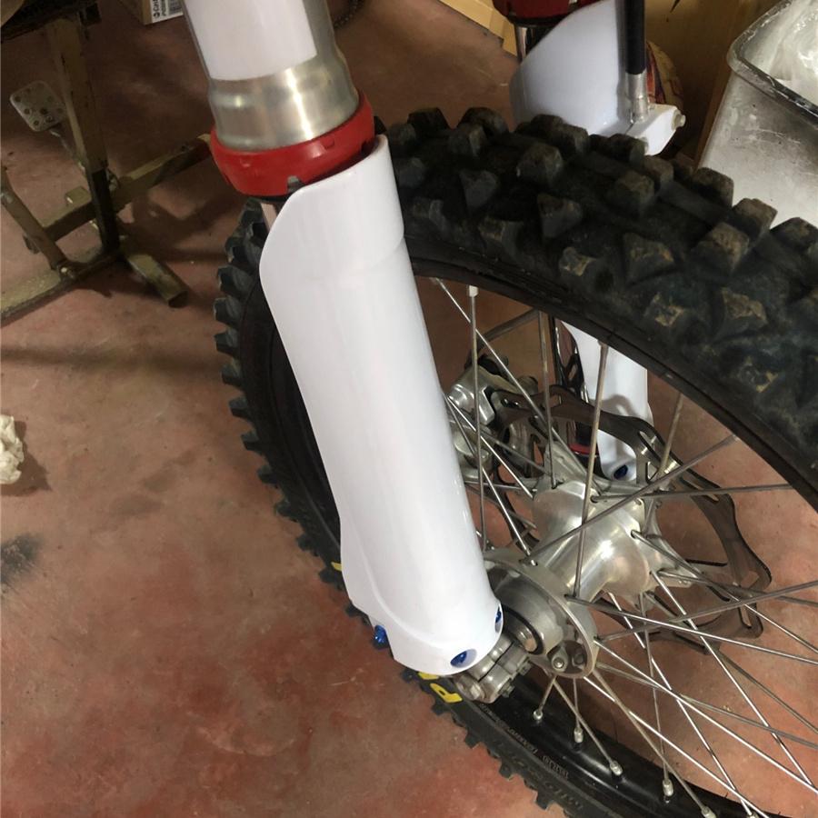 1Pair Motorcycle Front Fork Guard Cover Protectors Guards for Husqvarn TC FC TE FE 125 250 300 350 501
1Pair Motorcycle Front Fork Guard Cover Protectors Guards for Husqvarn TC FC TE FE 125 250 300 350 501