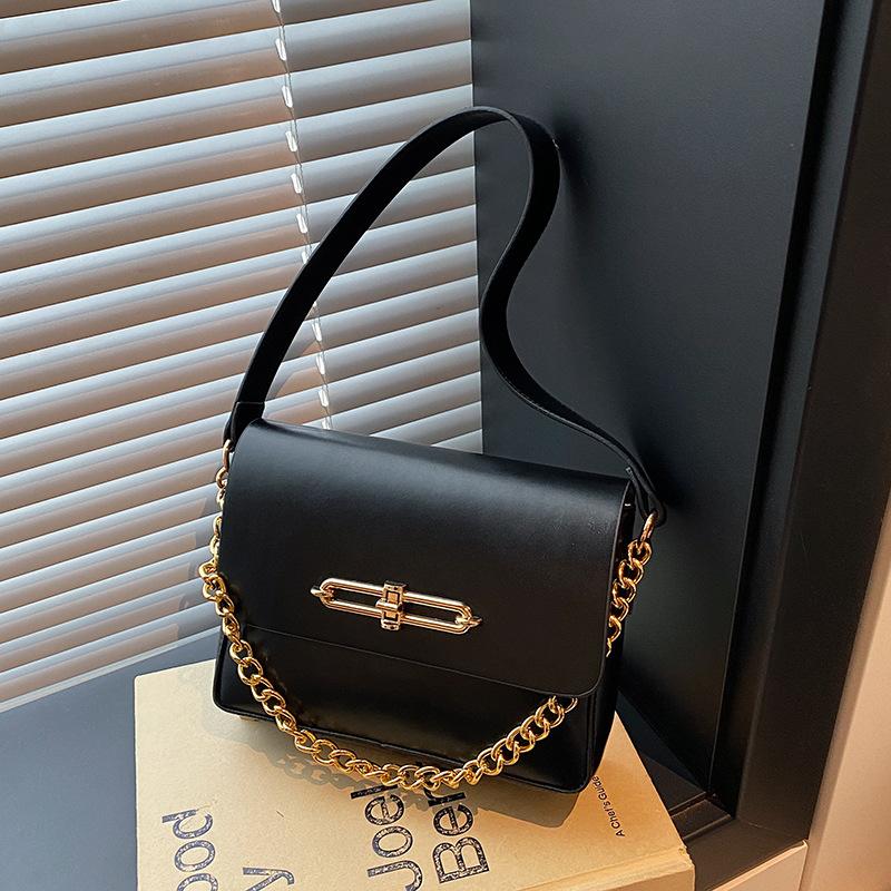 Иностранный стиль тренд мода сумка под мышкой женская универсальная темпераментная простая с высоким чувством новая повседневная сумка на плечо чёрный
Иностранный стиль тренд мода сумка под мышкой женская универсальная темпераментная простая с высоким чувством новая повседневная сумка на плечо чёрный