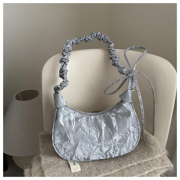 2025 New Fold Texture Large Capacity Solid Color Handheld Single Shoulder Crossbody Bag for Women срібний
2025 New Fold Texture Large Capacity Solid Color Handheld Single Shoulder Crossbody Bag for Women срібний