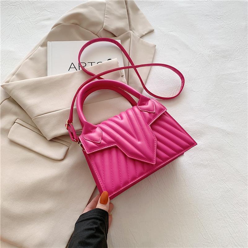 Fashionable Street Style Small Square Shoulder Bag For Women In Multiple Colors рожевий червоний колір
Fashionable Street Style Small Square Shoulder Bag For Women In Multiple Colors рожевий червоний колір