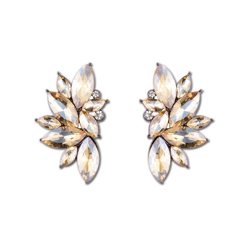 Fashion exaggerated and generous, women s trend personalized alloy diamond-encrusted multi-layer stud earrings шампанського
Fashion exaggerated and generous, women s trend personalized alloy diamond-encrusted multi-layer stud earrings шампанського