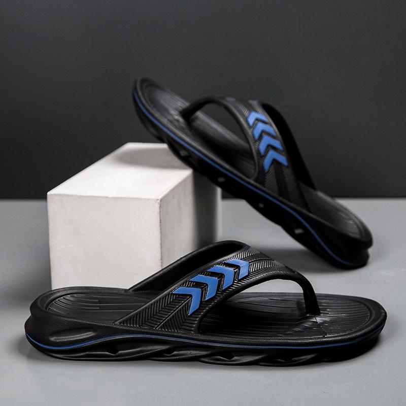 Flip-flops men s shit-stepping EVA home foreign trade men s high-end slippers pinch beach shoes slippers 40
Flip-flops men s shit-stepping EVA home foreign trade men s high-end slippers pinch beach shoes slippers 40