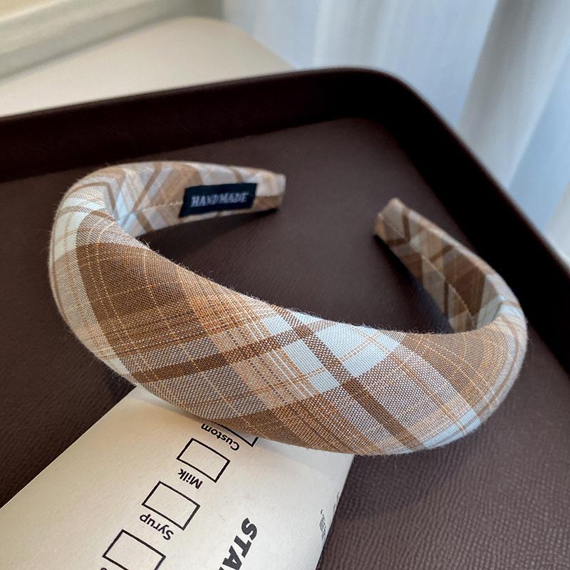 Vintage Plaid Wide Headband for Women - Stylish, Versatile, and Girlish Design
Vintage Plaid Wide Headband for Women - Stylish, Versatile, and Girlish Design
