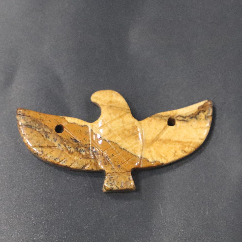DIY necklace The natural stone material of the eagle pendant has slight color differences and gaps, which is a normal phenomenon Picture stone
DIY necklace The natural stone material of the eagle pendant has slight color differences and gaps, which is a normal phenomenon Picture stone
