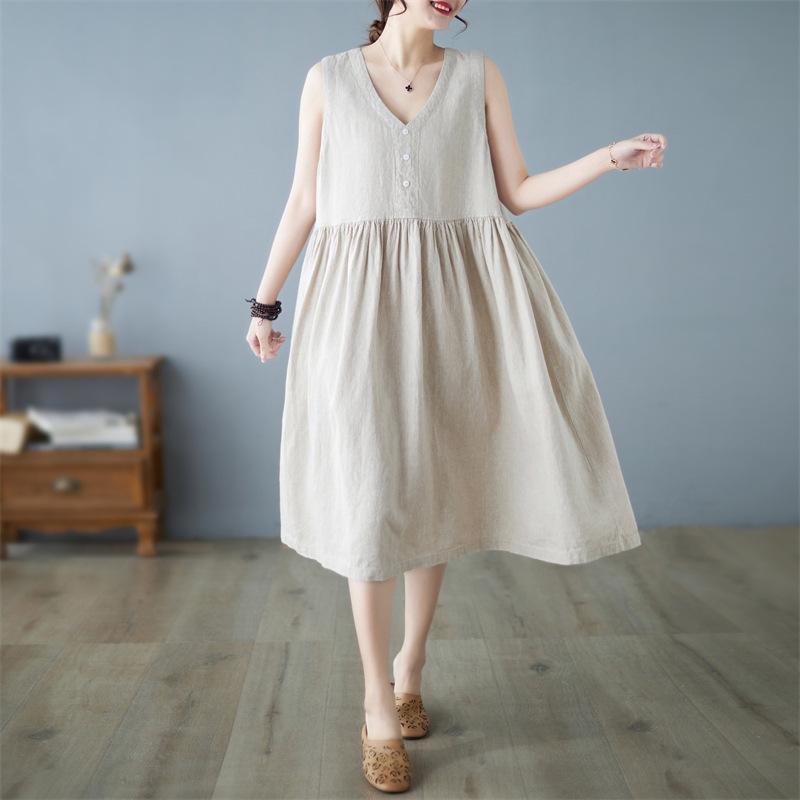 Dress summer new brocade cotton V-neck front and rear two wear age-reducing literary Japanese sleeveless vest dress women 3XL хакі
Dress summer new brocade cotton V-neck front and rear two wear age-reducing literary Japanese sleeveless vest dress women 3XL хакі
