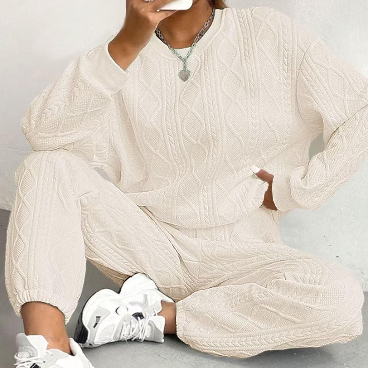 Женский осенне-зимний однотонный жаккардовый повседневный комплект из толстовки и брюк с круглым вырезом и длинными рукавами XL бежевый
Женский осенне-зимний однотонный жаккардовый повседневный комплект из толстовки и брюк с круглым вырезом и длинными рукавами XL бежевый