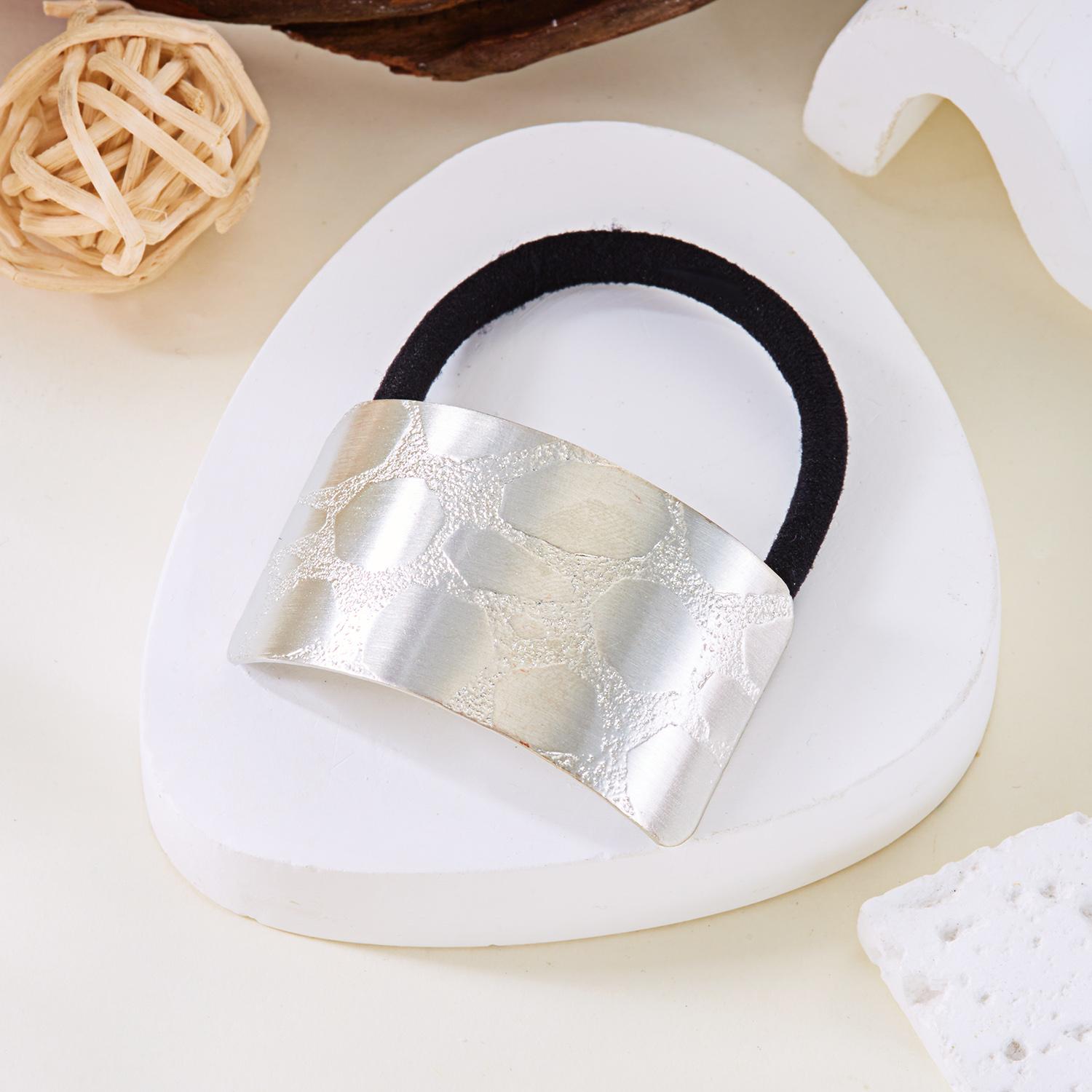 Simple Flower Bowknot Geometric Metal Hair Clips For Women Girl Hairbands Elastic Scrunchies Hair Ropes Fashion Hair Accessories
Simple Flower Bowknot Geometric Metal Hair Clips For Women Girl Hairbands Elastic Scrunchies Hair Ropes Fashion Hair Accessories