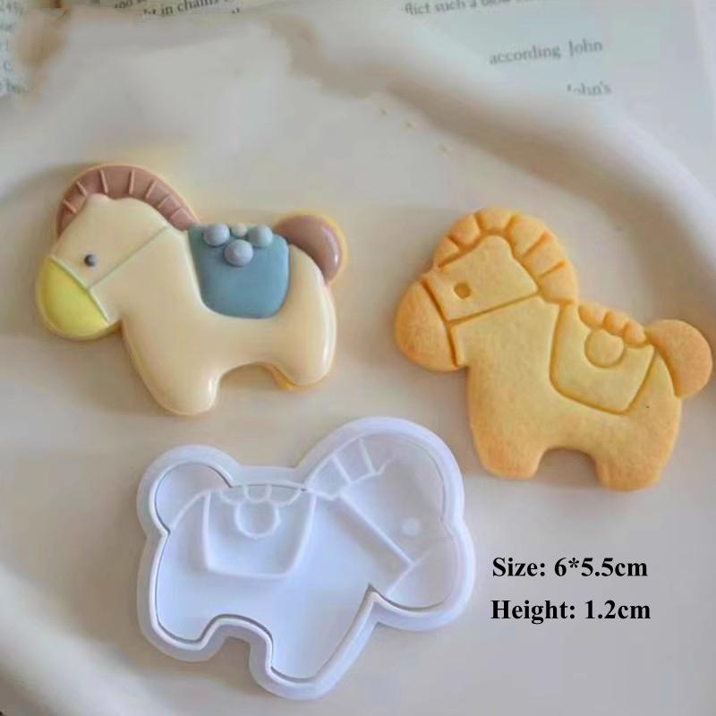 3D Mini Animal Pony Cookie Cutters Fondant Embosser Handmade Horse Shape Biscuit Mold PLA Cake Decorating Tools Baking Supplies
3D Mini Animal Pony Cookie Cutters Fondant Embosser Handmade Horse Shape Biscuit Mold PLA Cake Decorating Tools Baking Supplies