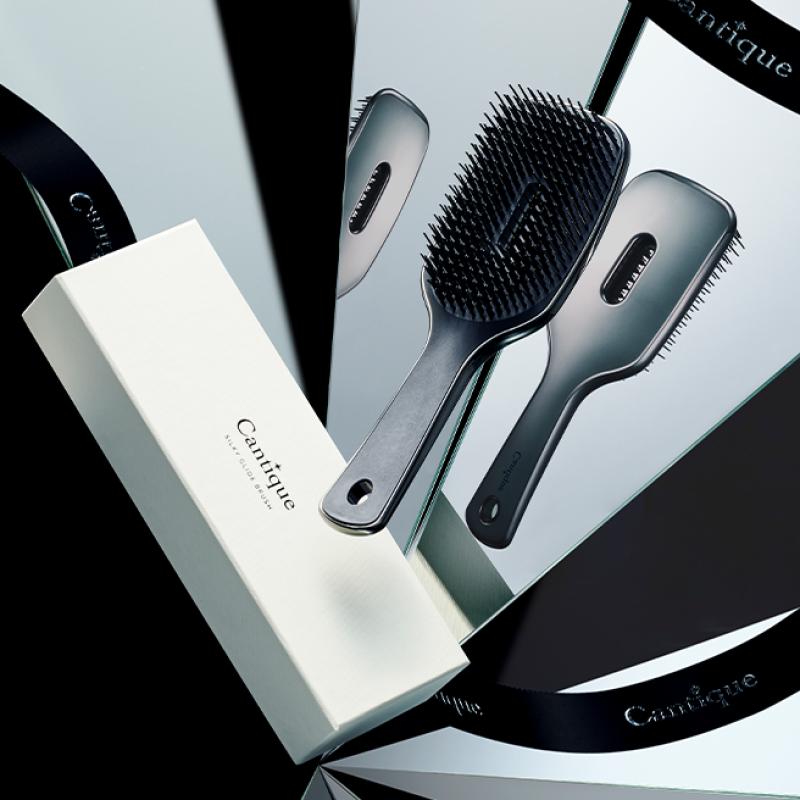 Cantique Silkyglide Brush
Cantique Silkyglide Brush