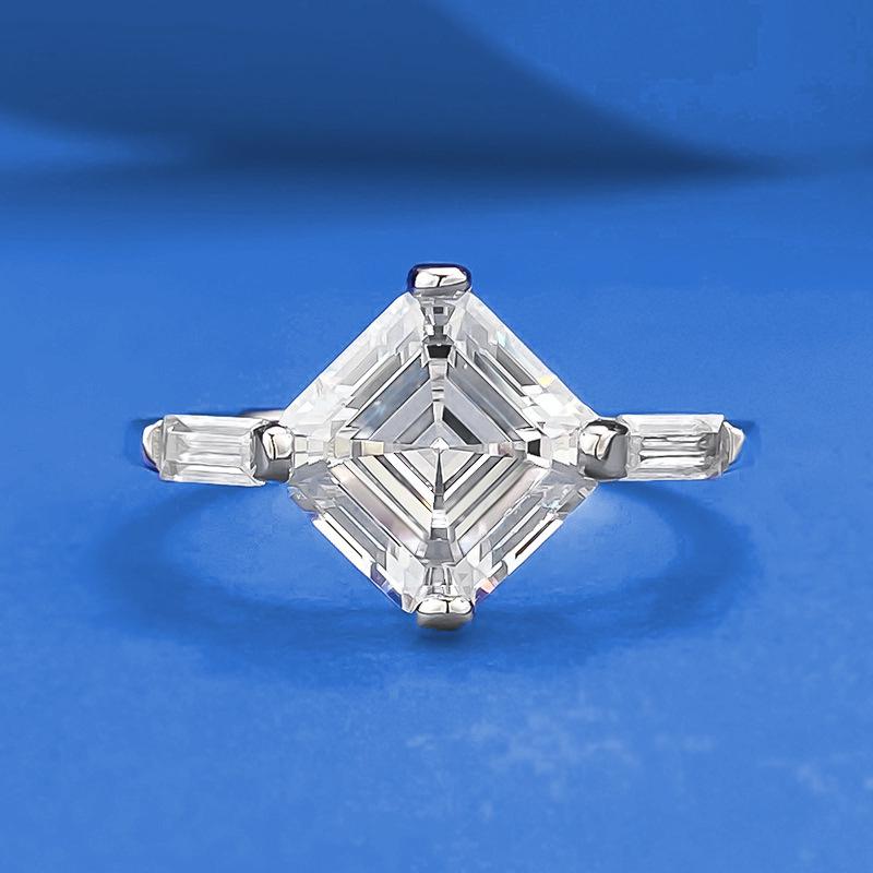 Hui Zhiyi S925 Silver Asscher Cut Simulated White Diamond Ring for Women Size 9
Hui Zhiyi S925 Silver Asscher Cut Simulated White Diamond Ring for Women Size 9