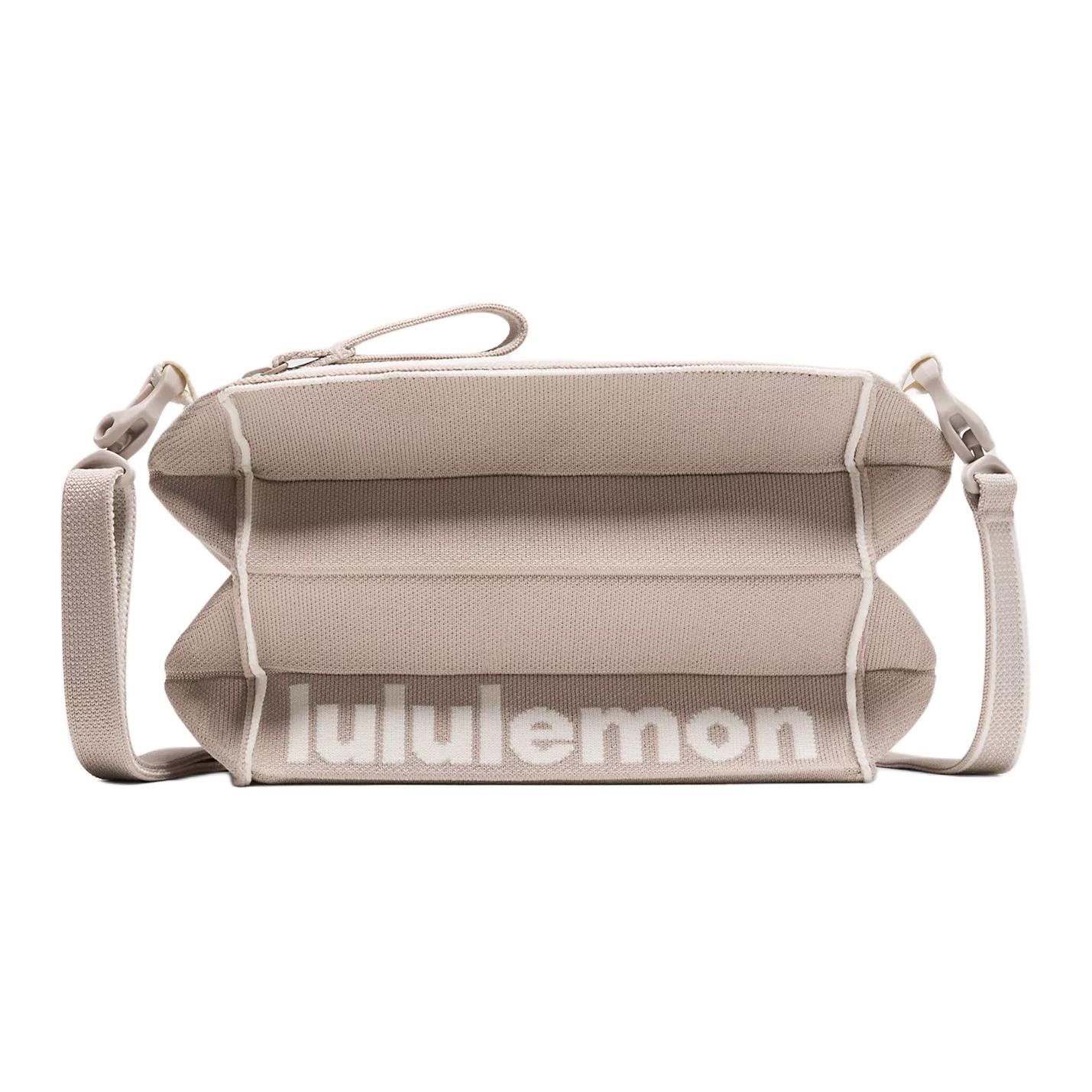 Lululemon 3L Fashion Versatile Adjustable Shoulder Strap Polyester Crossbody Bag Women bags Light-Ivory LW9GB2S-076059 Light Ivory
Lululemon 3L Fashion Versatile Adjustable Shoulder Strap Polyester Crossbody Bag Women bags Light-Ivory LW9GB2S-076059 Light Ivory