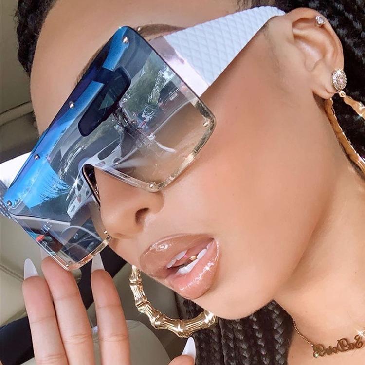 Солнцезащитные очки Fashion Square One-piece Ladies Personality Wild Big Frame Sunglasses Beach Sunglasses 1
Солнцезащитные очки Fashion Square One-piece Ladies Personality Wild Big Frame Sunglasses Beach Sunglasses 1