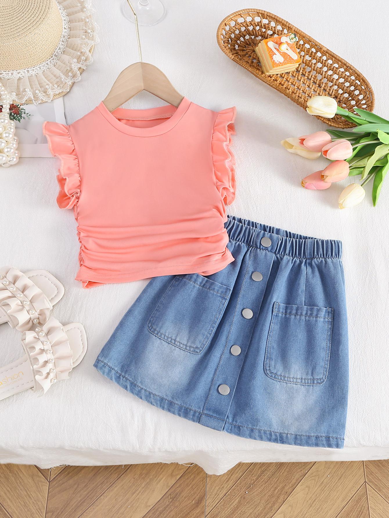 Two-piece set for girls: simple and stylish pink ruffled sleeve vest with pleated details and a fashionable button-down denim skirt. 2-3Y разноцветный
Two-piece set for girls: simple and stylish pink ruffled sleeve vest with pleated details and a fashionable button-down denim skirt. 2-3Y разноцветный