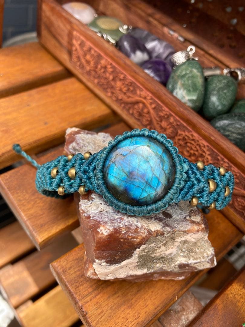 Labradorite bracelet macrame intuition enhancement natural stone power
Labradorite bracelet macrame intuition enhancement natural stone power