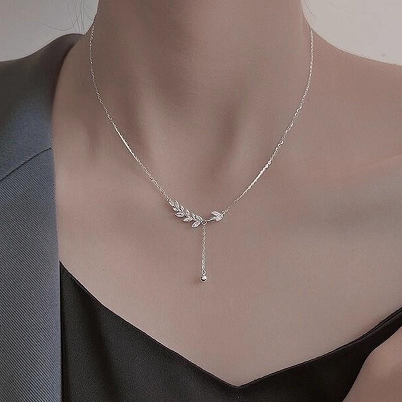 Ожерелье с кисточками из пшеницы: Элегантная женская цепочка на ключицу в стиле легкой роскоши
Ожерелье с кисточками из пшеницы: Элегантная женская цепочка на ключицу в стиле легкой роскоши