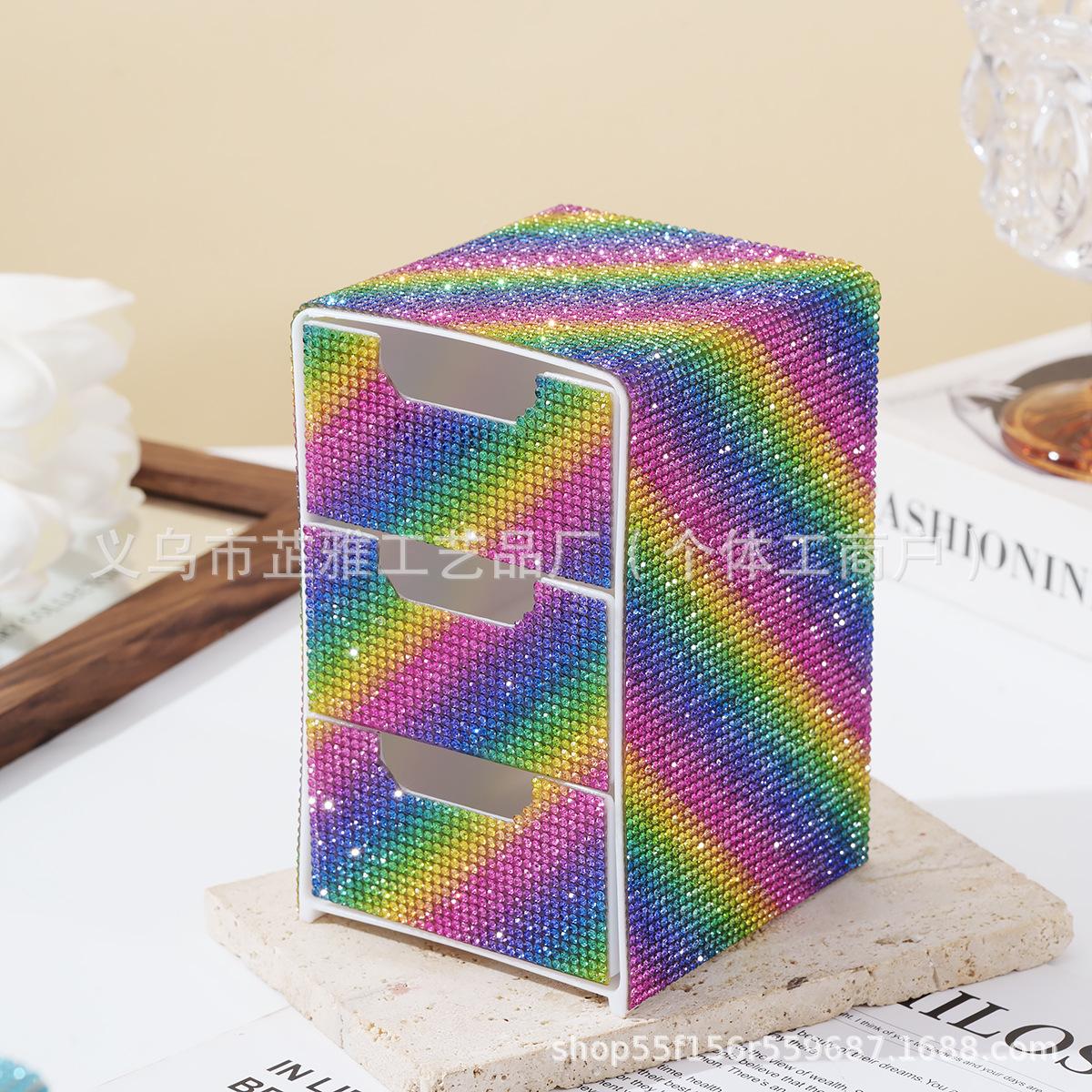 Desktop three-grid diamond-encrusted cosmetics storage box, nail art item storage box, diamond jewelry box, creative storage box. diamond-encrusted three-layer drawer storage box різнокольоровий
Desktop three-grid diamond-encrusted cosmetics storage box, nail art item storage box, diamond jewelry box, creative storage box. diamond-encrusted three-layer drawer storage box різнокольоровий