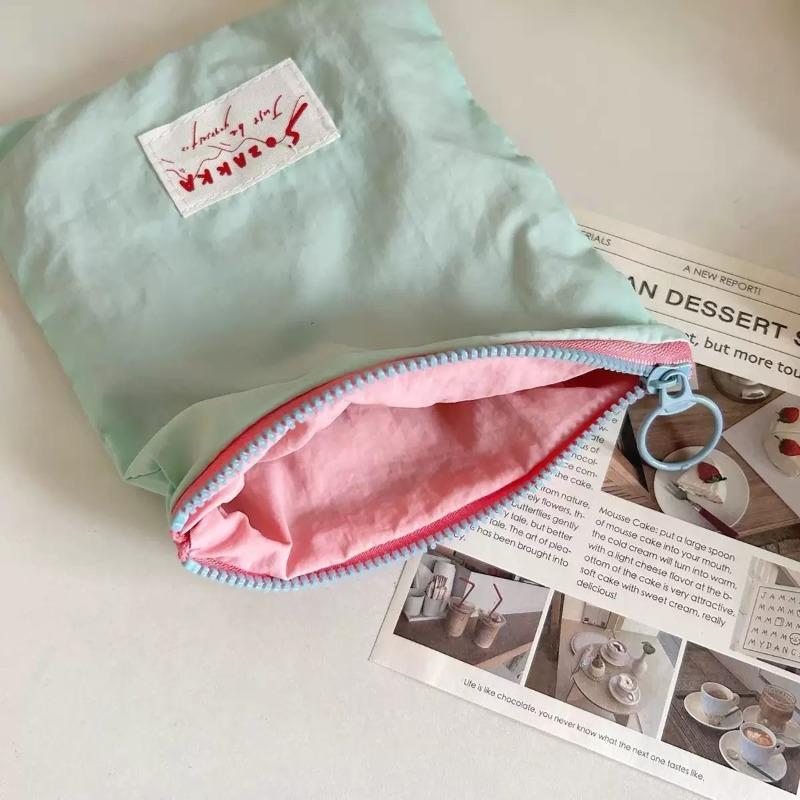Cosmetics Storage Bag, Travel Storage Bag, Color-matched Storage Bag, Portable Storage Bag, Small Miscellaneous Items Storage Bag павлин голубой
Cosmetics Storage Bag, Travel Storage Bag, Color-matched Storage Bag, Portable Storage Bag, Small Miscellaneous Items Storage Bag павлин голубой