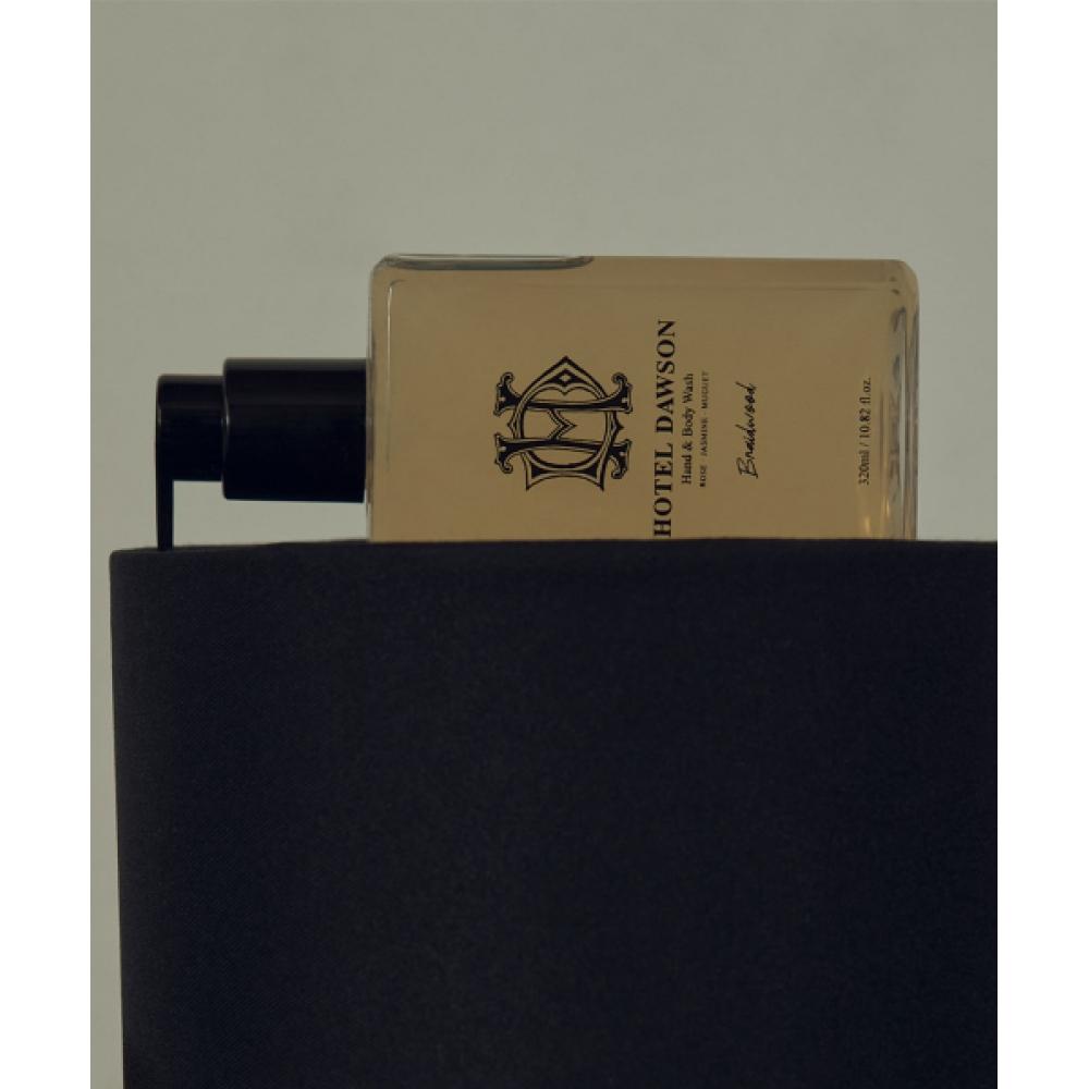 Hotel Dawson Braidwood Hand Body Wash 320ml gift wrap
Hotel Dawson Braidwood Hand Body Wash 320ml gift wrap