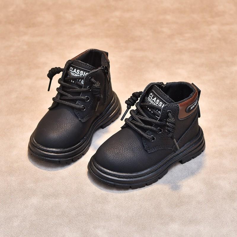 Детская мода Ботинки короткие в британском стиле Боковая молния M Ботинки Мартина Обувь 21 чёрный
Детская мода Ботинки короткие в британском стиле Боковая молния M Ботинки Мартина Обувь 21 чёрный