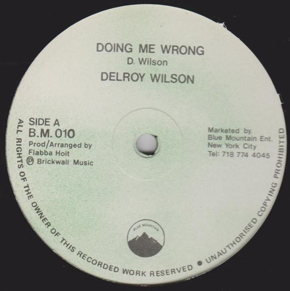 12-дюймовая пластинка DELROY WILSON / THE ROOTS RADICS - Doing Me Wrong BM010 Blue Mountain 1985 США, регги, ска и даб, б/у
12-дюймовая пластинка DELROY WILSON / THE ROOTS RADICS - Doing Me Wrong BM010 Blue Mountain 1985 США, регги, ска и даб, б/у