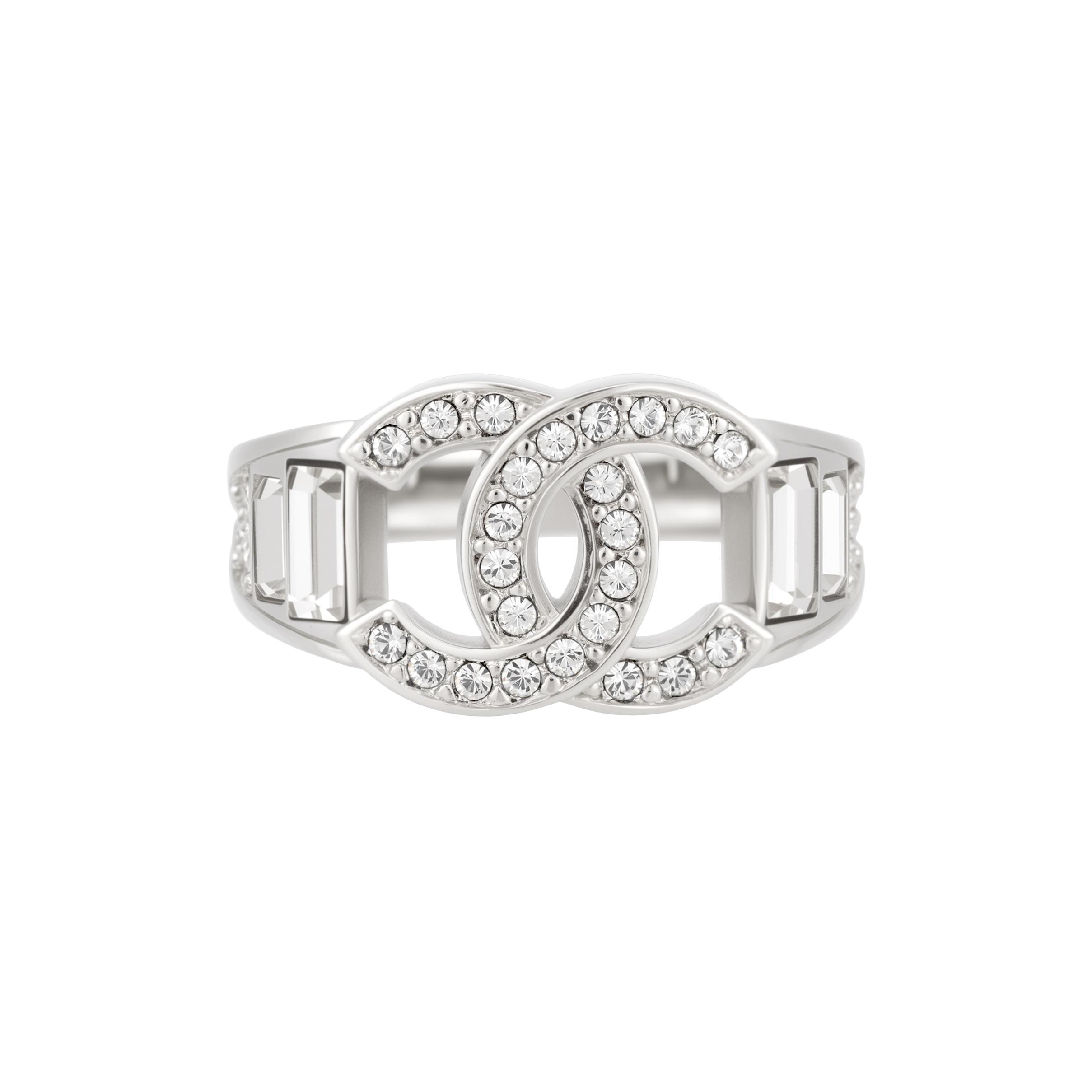 Chanel 25S Spring Summer Inlaid Design Crystal Ring Unisex rings Silver ABF782-B20579-U0943 Box+Padding Board,50
Chanel 25S Spring Summer Inlaid Design Crystal Ring Unisex rings Silver ABF782-B20579-U0943 Box+Padding Board,50