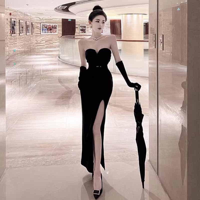 Женское платье-труба Hepburn Velvet с разрезом L чёрный
Женское платье-труба Hepburn Velvet с разрезом L чёрный